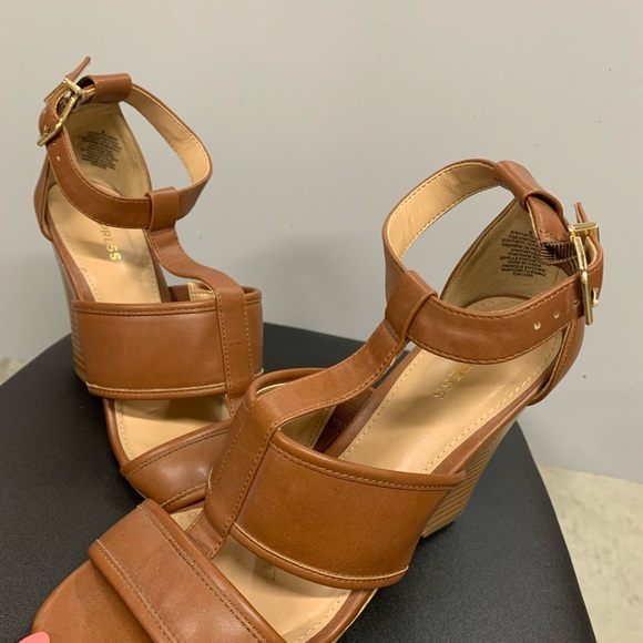 Express khaki leather strappy wedges - Picture 4 of 4